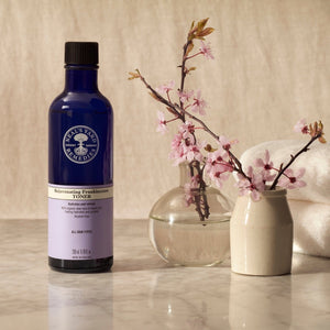 Neal's Yard Remedies Rejuvenating Frankincense Toner